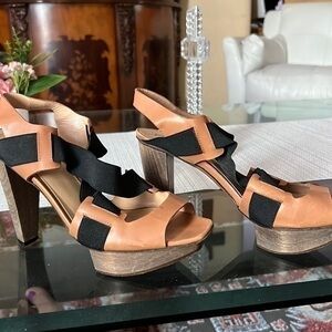 Pollini brown / black Leather Heels Pumps Platform Designer  Sz 36/ US 6